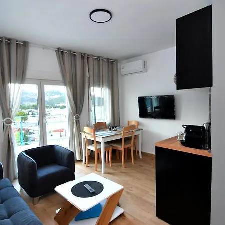 Blue Lagoon 3 * Kavala