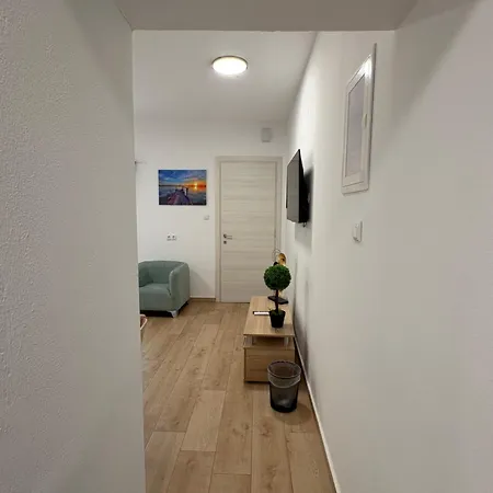 Blue Lagoon 3 Apartman *