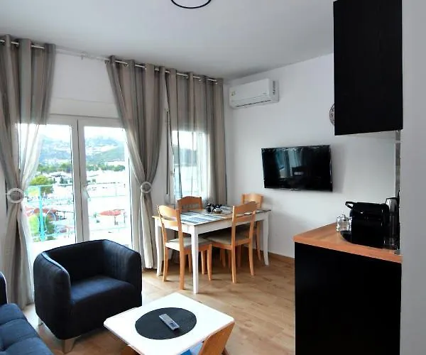 Blue Lagoon 3 * Kavala